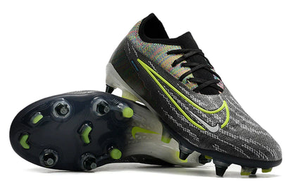 Nike Gripknit Phantom GX Elite SG Cleats