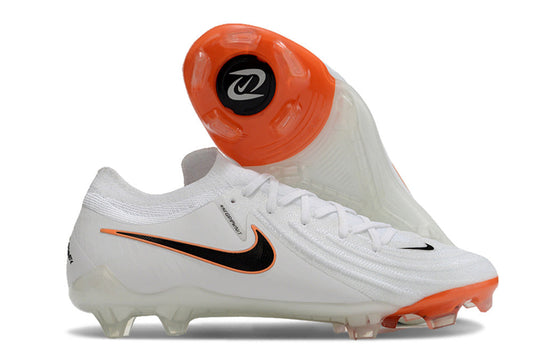 Nike Phantom GX II FG Cleats