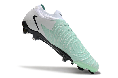 Nike Phantom GX II FG Cleats