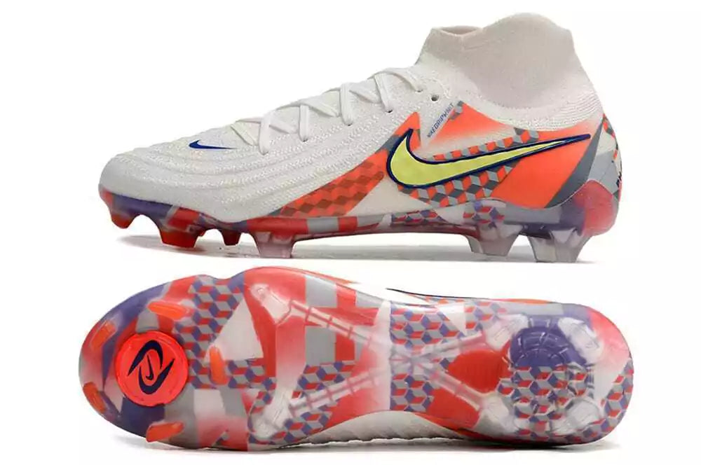 Nike Phantom Luna II FG Cleats
