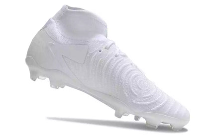 Nike Phantom Luna II FG Cleats