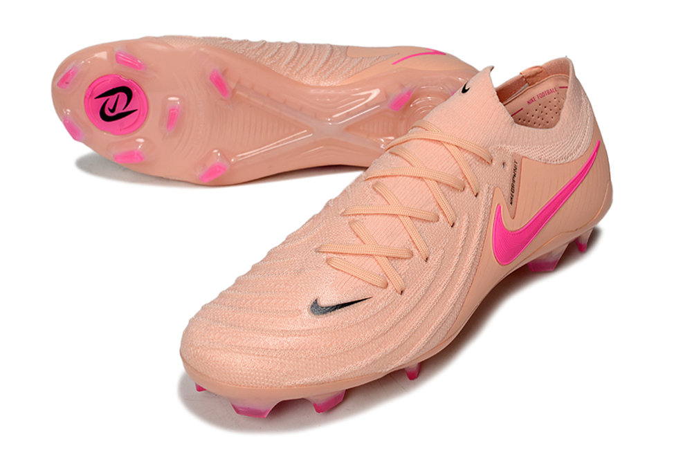 Nike Phantom GX II FG Cleats