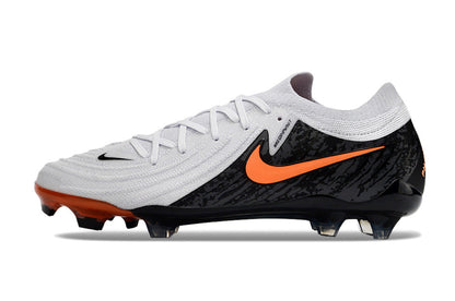Nike Phantom GX II FG Cleats