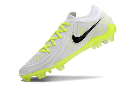 Nike Phantom GX II FG Cleats