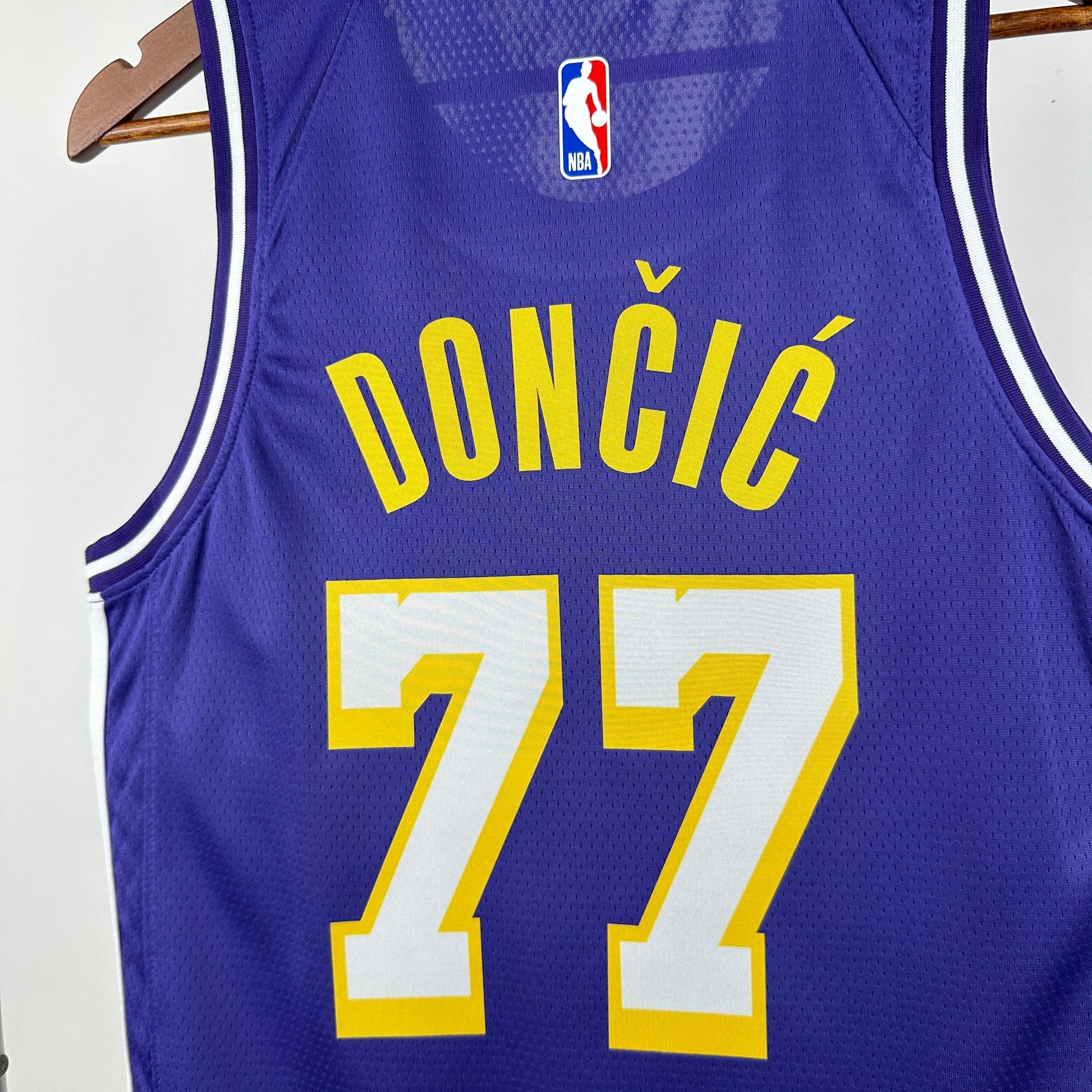 Los Angeles Lakers Statement Edition NBA Jersey - CalcioVivo