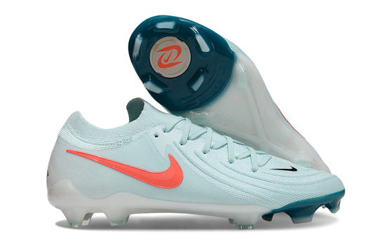 Nike Phantom GX II FG Cleats