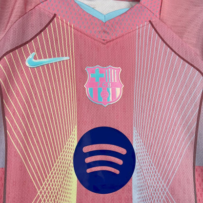 Barcelona Special Edition Pink 25/26 Kit Kids