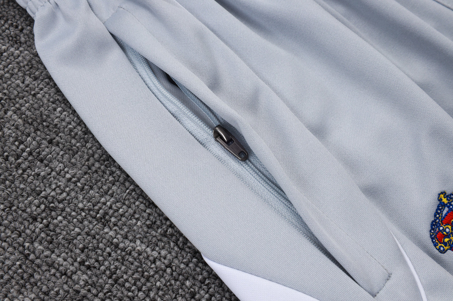 Real Madrid White/Gray Tracksuit Half-Zip 25/26