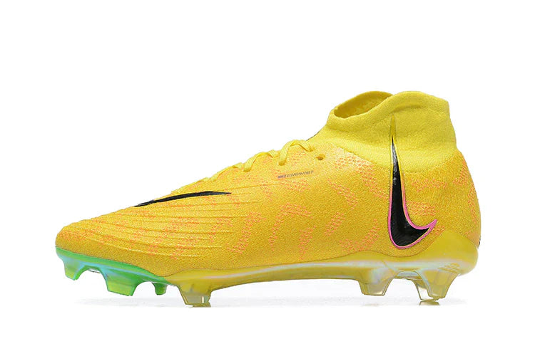 Nike Phantom Luna Elite FG Cleats