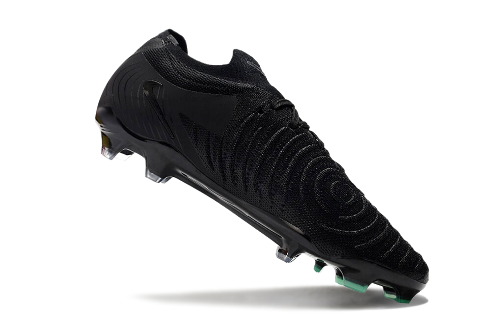 Nike Phantom GX II FG Cleats
