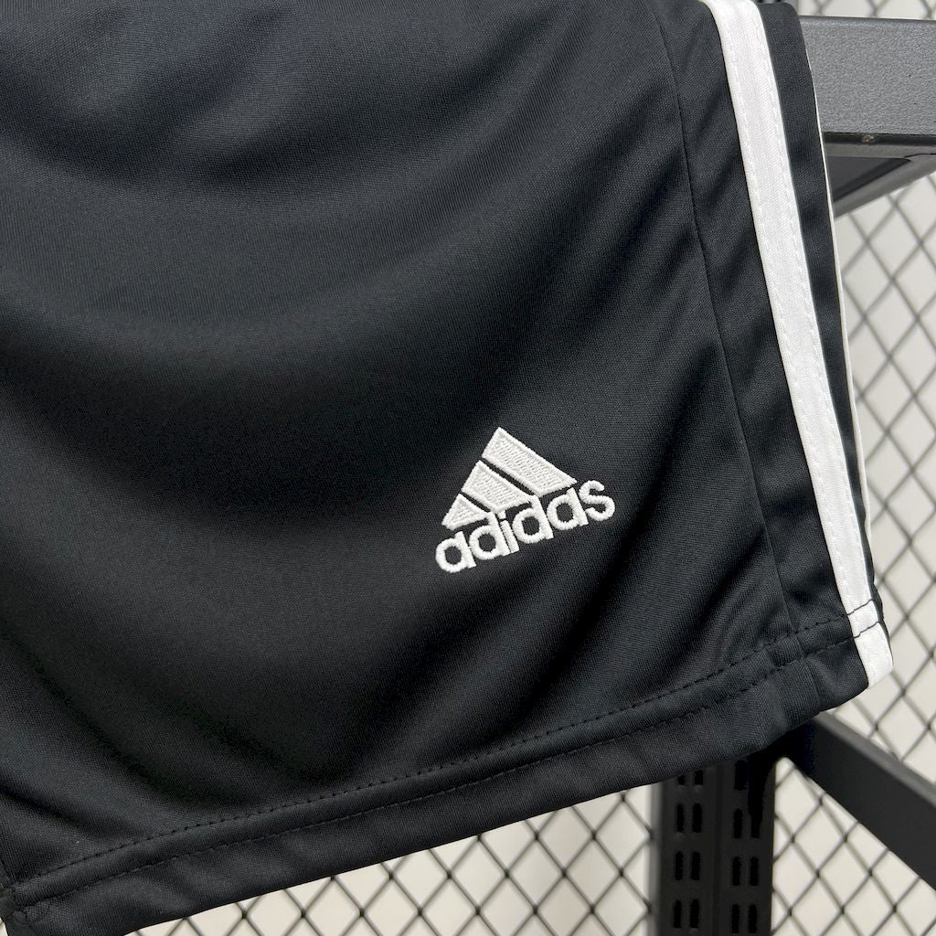 Real Madrid 2022-23 Dragon Kids Kit