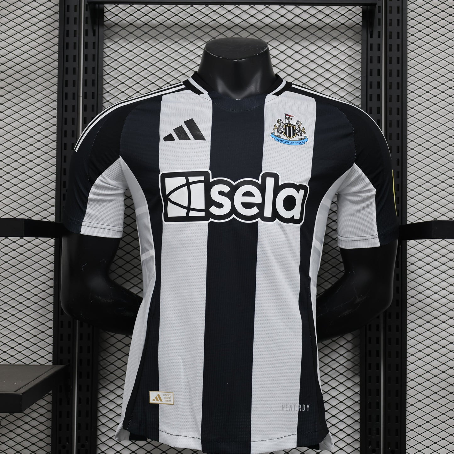 Newcastle Home 24/25 Jersey Player
