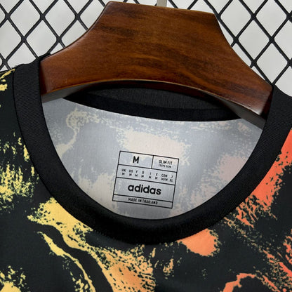 Newcastle United 2025-26 Pre-Match Training Jersey