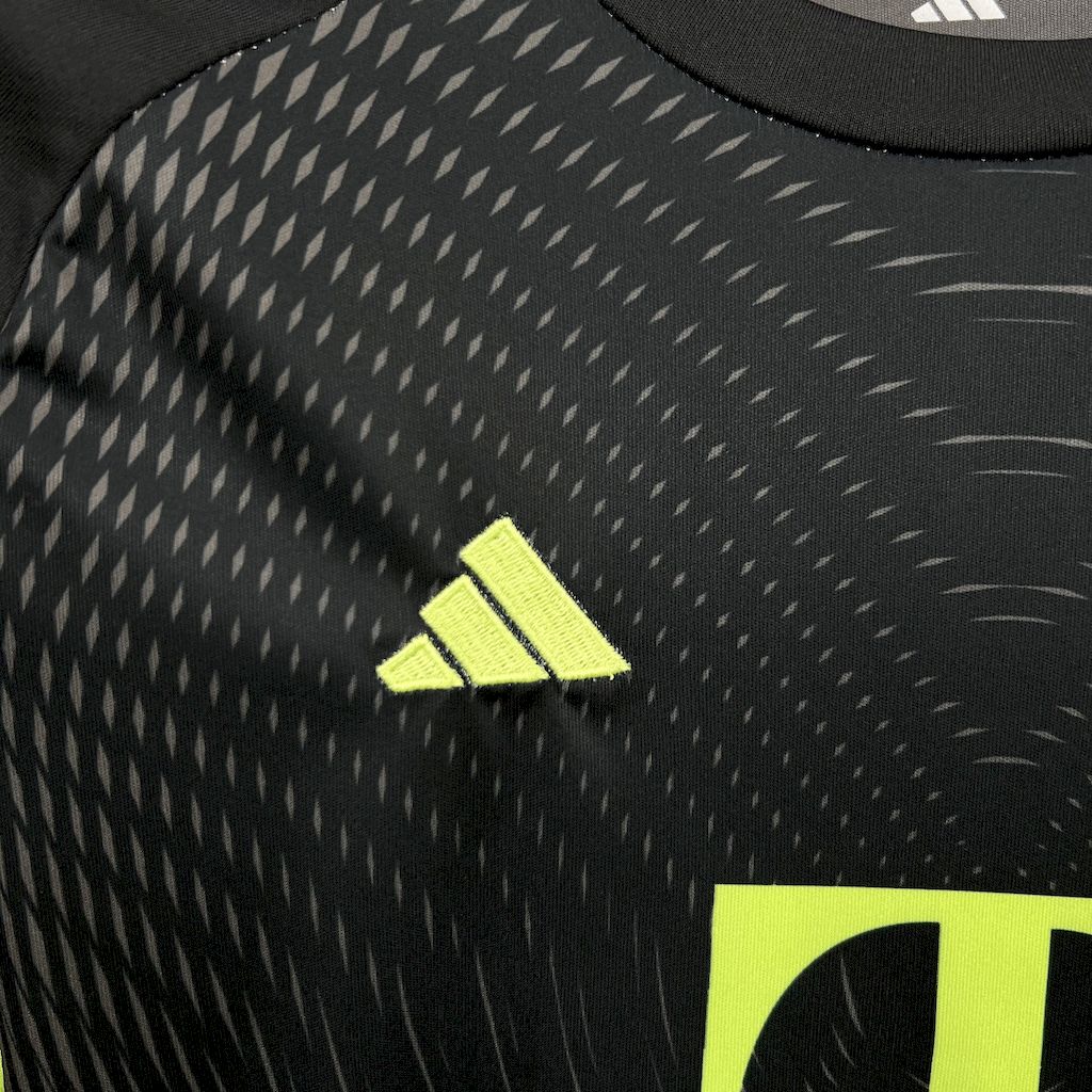 Bayern Munich 2025-26 Black Goalkeeper Kids Kit