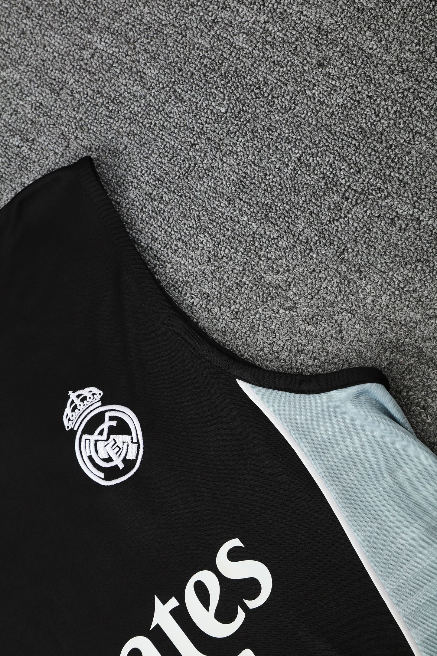 Kit Tank Top + Shorts Real Madrid Training Black 25/26