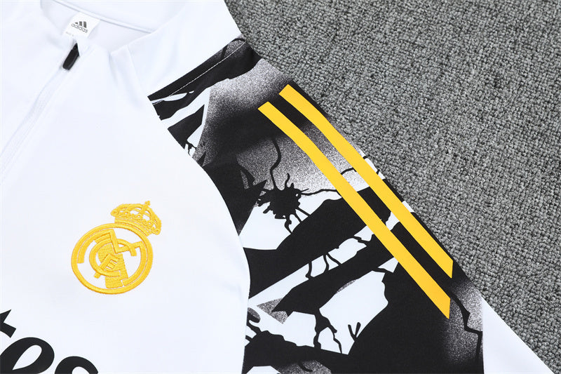 Real Madrid White/Black Tracksuit Half-Zip 25/26 - CalcioVivo