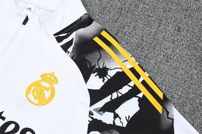 Real Madrid White/Black Tracksuit Half-Zip 25/26 - CalcioVivo