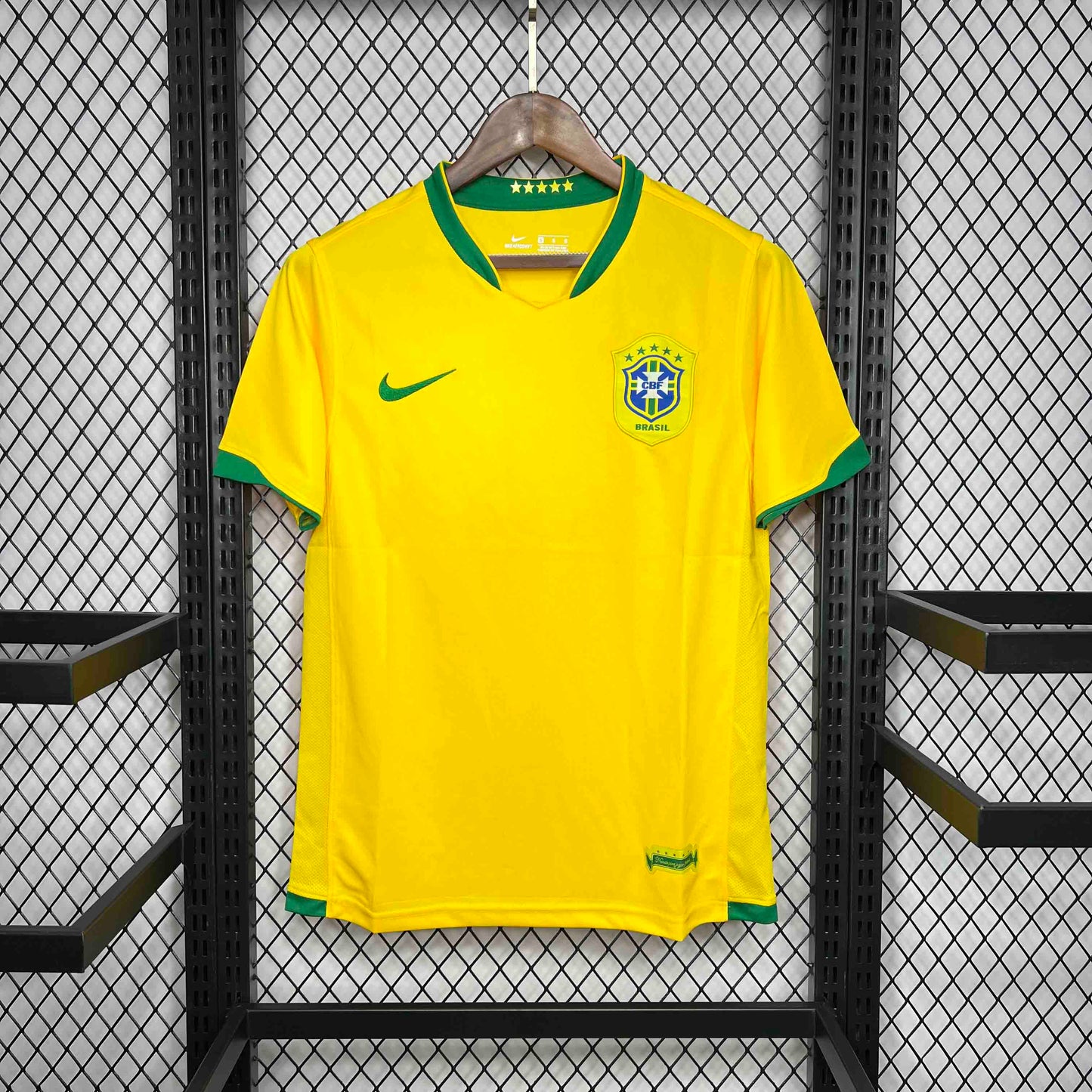 Brazil Home Jersey 2006 Retro - CalcioVivo
