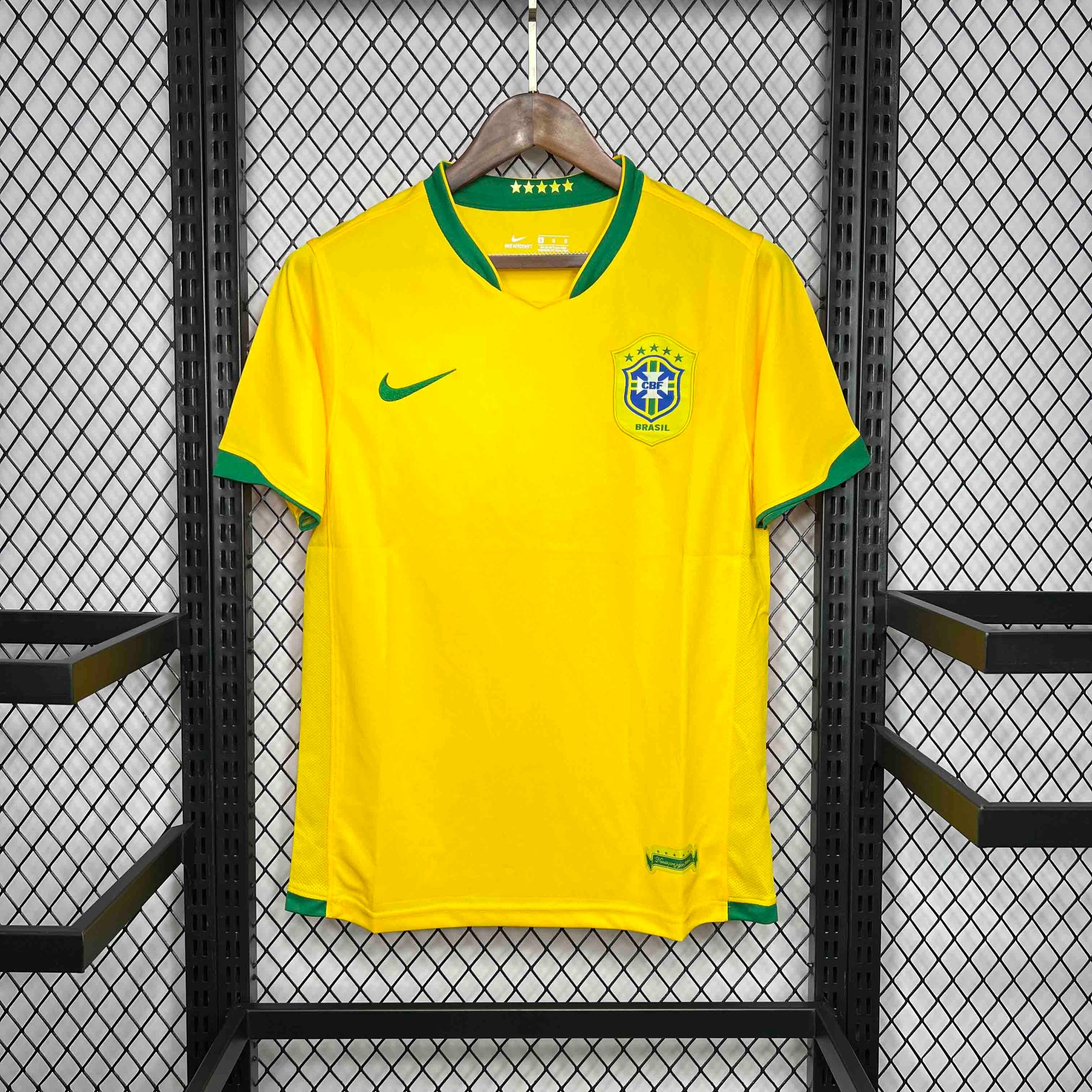 Brazil Home Jersey 2006 Retro - CalcioVivo
