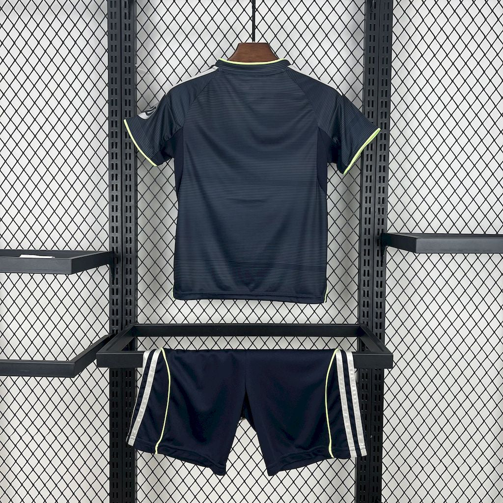 RM Away 25/26 Kit Kids