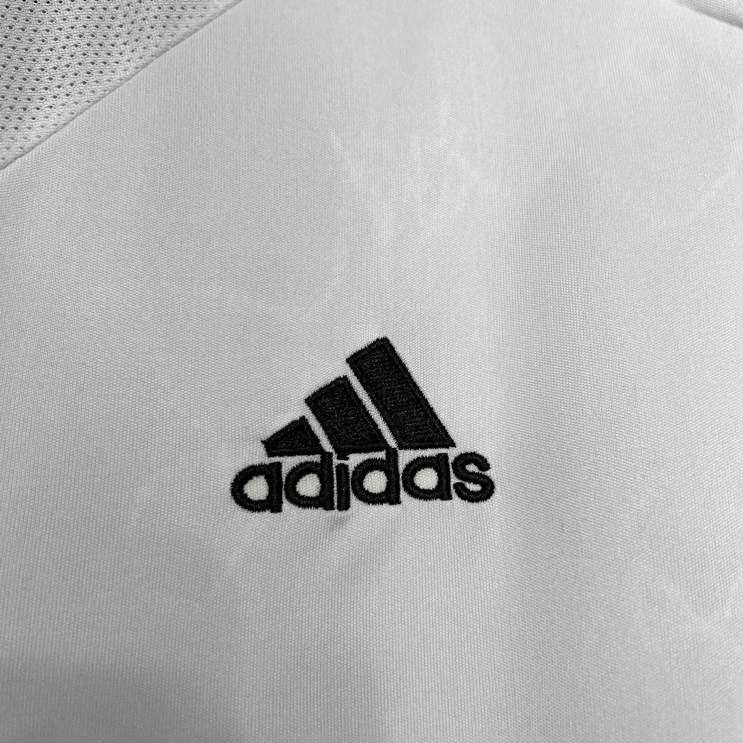 Real Madrid Home Jersey 05/06 Retro - CalcioVivo