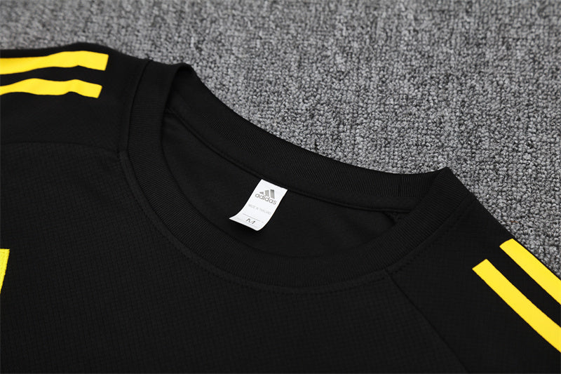 Kit Shirt + Shorts Manchester United Black Training 25/26