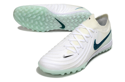 Nike Phantom GX II TF Boots