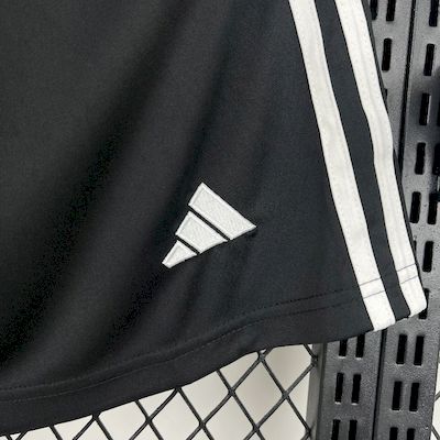 Manchester United Home Shorts 25/26