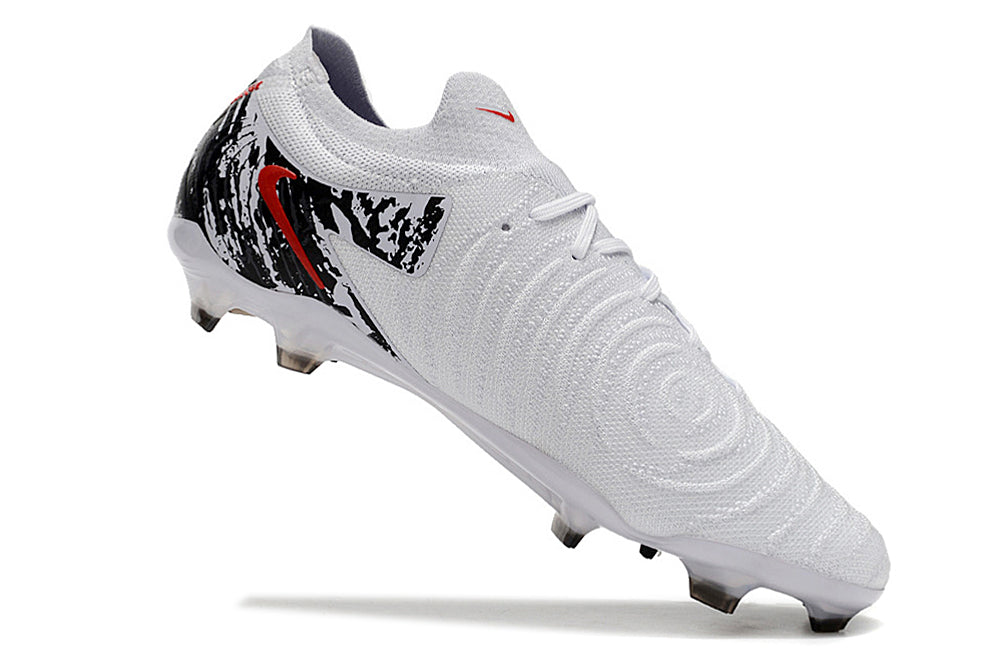 Nike Phantom GX II FG Cleats