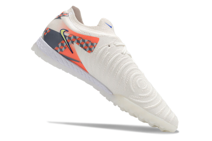 Nike Phantom GX II TF Boots