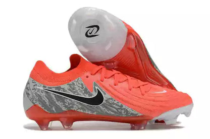 Nike Phantom GX II FG Cleats