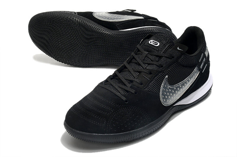 Nike Street Gato IC Boots