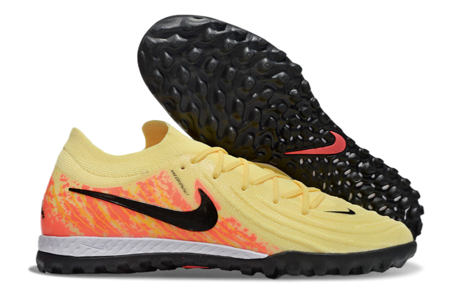 Nike Phantom GX II EliteTF Boots