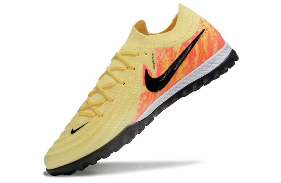 Nike Phantom GX II EliteTF Boots