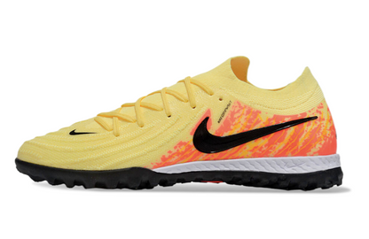 Nike Phantom GX II EliteTF Boots