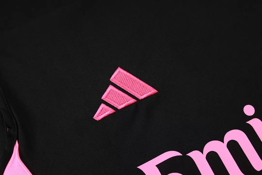 Completino Canottiera Arsenal 2025/26 Uomo Nero Rosa | Kit Allenamento - CalcioVivo