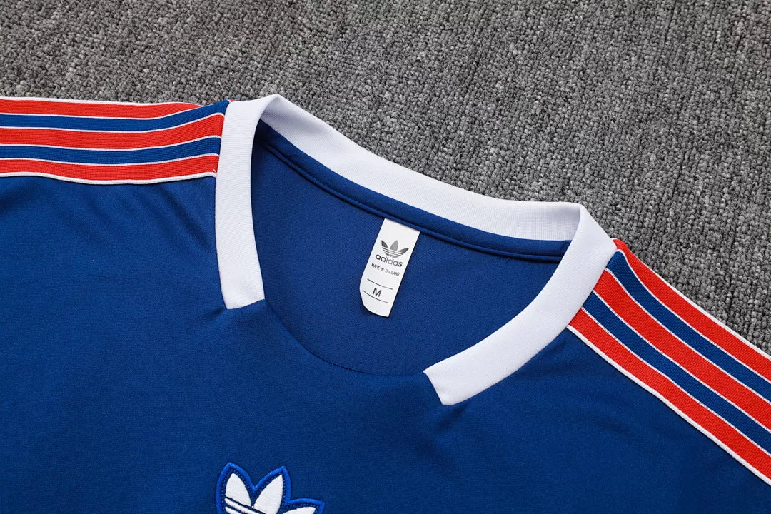Completino Canottiera Arsenal Icons 25/26 Uomo | Kit Allenamento - CalcioVivo