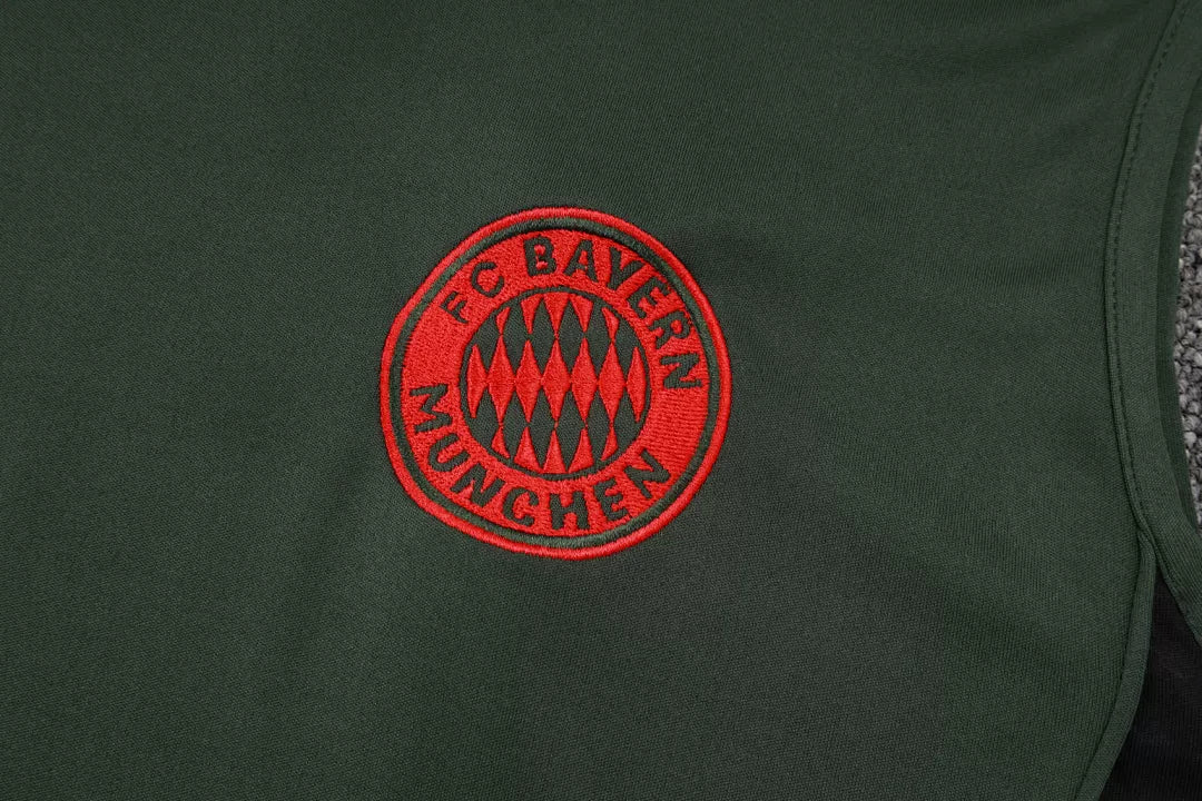 Completino Canottiera Bayern Munich 25/26 Uomo Verde | Kit Allenamento - CalcioVivo