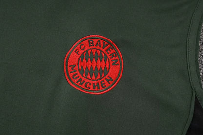 Completino Canottiera Bayern Munich 25/26 Uomo Verde | Kit Allenamento - CalcioVivo