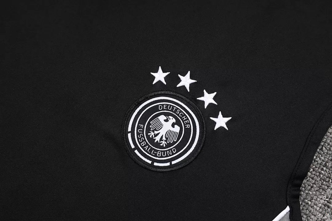 Completino Canottiera Germania 25/26 Uomo Nero | Kit Allenamento - CalcioVivo