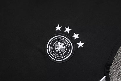 Completino Canottiera Germania 25/26 Uomo Nero | Kit Allenamento - CalcioVivo