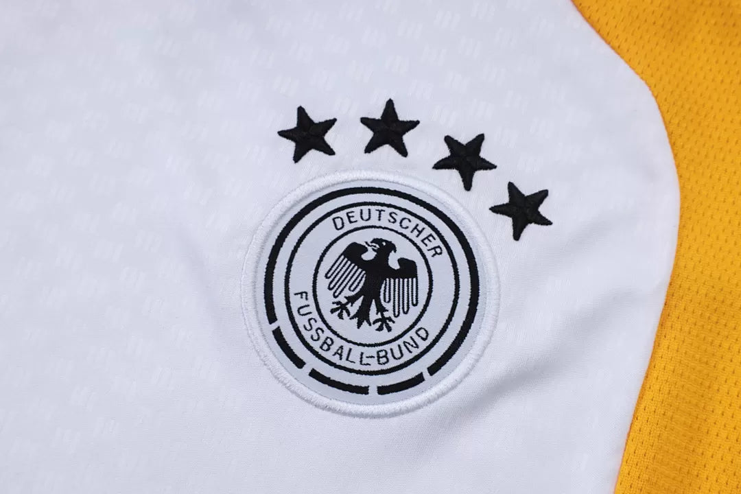 Completino Canottiera Germania 26/27 Uomo Bianco | Kit Allenamento - CalcioVivo