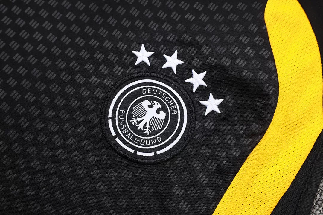 Completino Canottiera Germania 26/27 Uomo Nero | Kit Allenamento - CalcioVivo