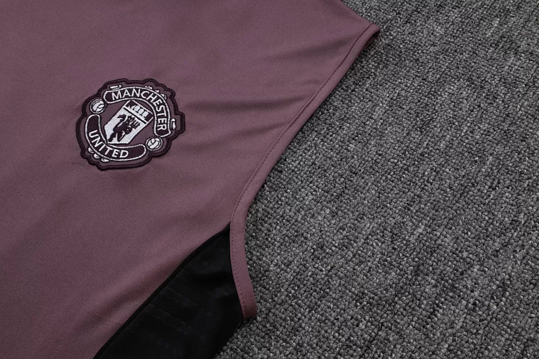 Completino Canottiera Manchester United 25/26 Uomo Bordeaux | Kit Allenamento - CalcioVivo