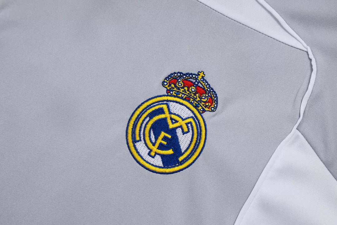 Completino Canottiera Real Madrid 25/26 Uomo Grigio | Kit Allenamento - CalcioVivo