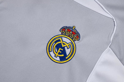 Completino Canottiera Real Madrid 25/26 Uomo Grigio | Kit Allenamento - CalcioVivo