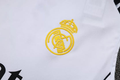 Completino Canottiera Real Madrid x Marvel 2025/26 Uomo Bianco | Kit Allenamento - CalcioVivo