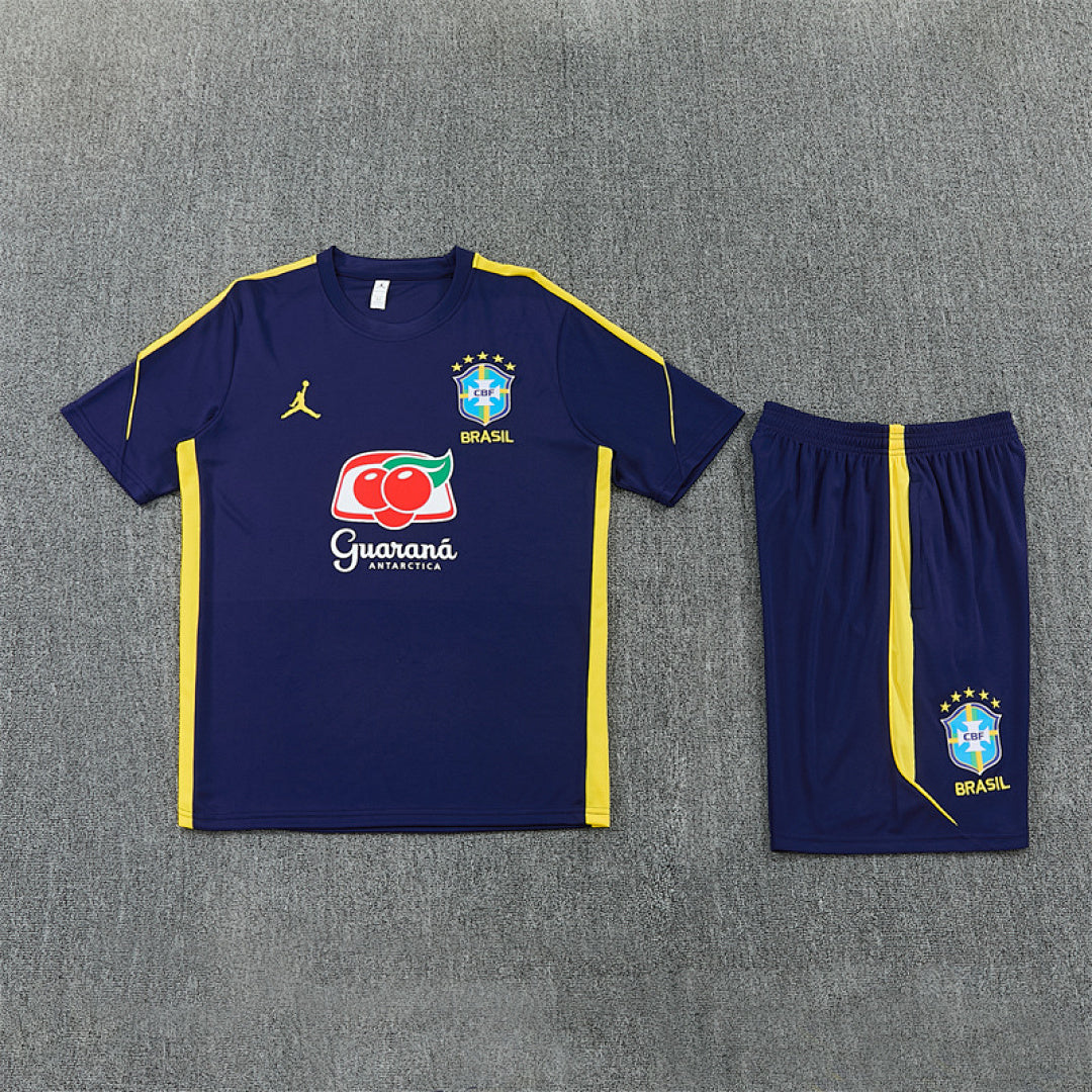 Completino Manica Corta Brasile 26/27 Uomo | Kit Allenamento - CalcioVivo