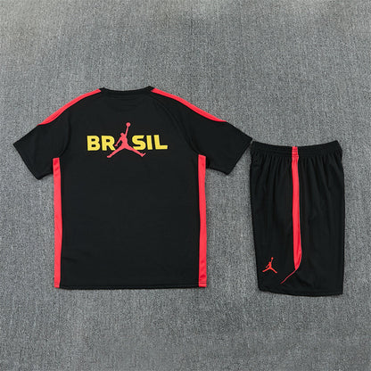 Completino Manica Corta Brasile 26/27 Uomo | Kit Allenamento - CalcioVivo