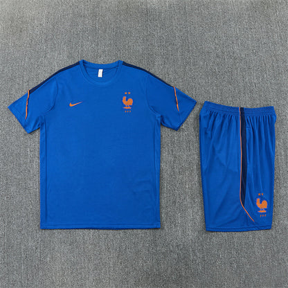 Completino Manica Corta Francia 26/27 Uomo | Kit Allenamento - CalcioVivo